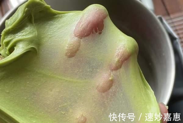蜜红豆|扁扁平平的外貌像是一块饼,其实不是哟,好吃又好看的小面包。