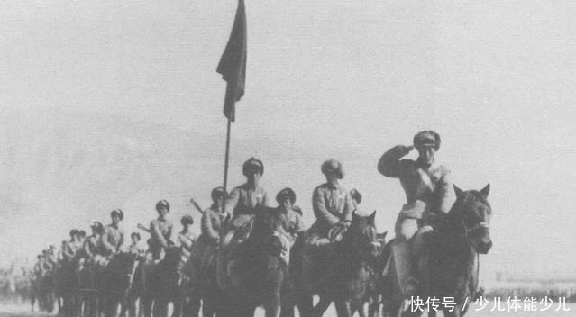 打垮|马步芳父子放出狂言，不料被此人一夜打垮，吓得连夜逃跑