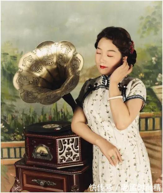 玲珑|如果你的身上有这三个特点,不要错过旗袍,真的会美的让人羡慕!