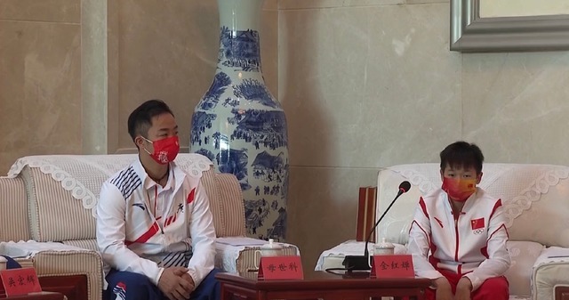 全红婵|领导接见全红婵，发言一气呵成显老成，教练：她比之前更加成熟