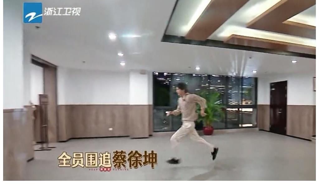 郑恺|蔡徐坤，你这次真的辜负了姚译添导演的“力捧”