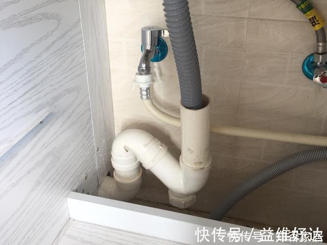 水电|厨房下水太慢，拆开橱柜一看，师傅都“懵”了