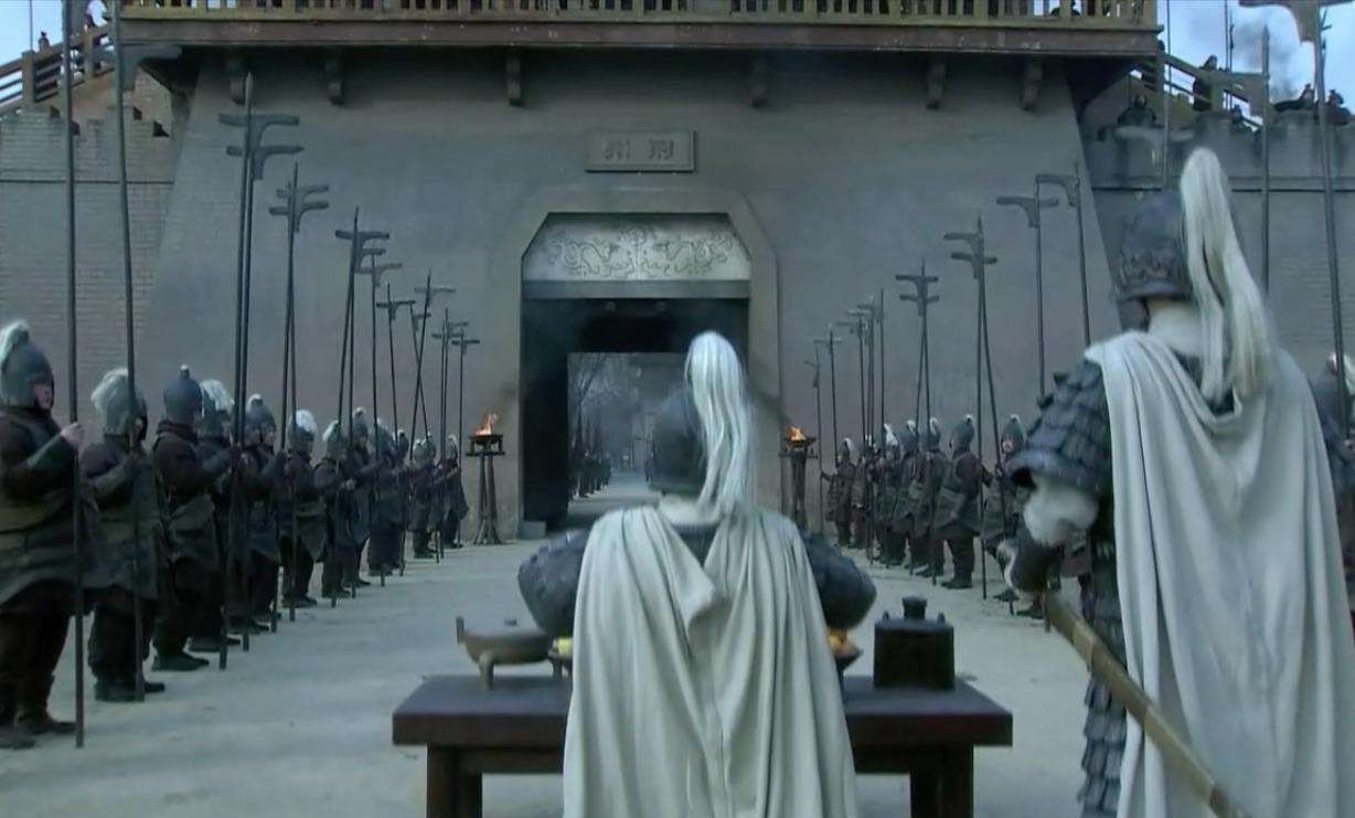 诸葛亮|庞统：我有一计，能保关羽；刘备：不，我听孔明的，结果：关羽卒