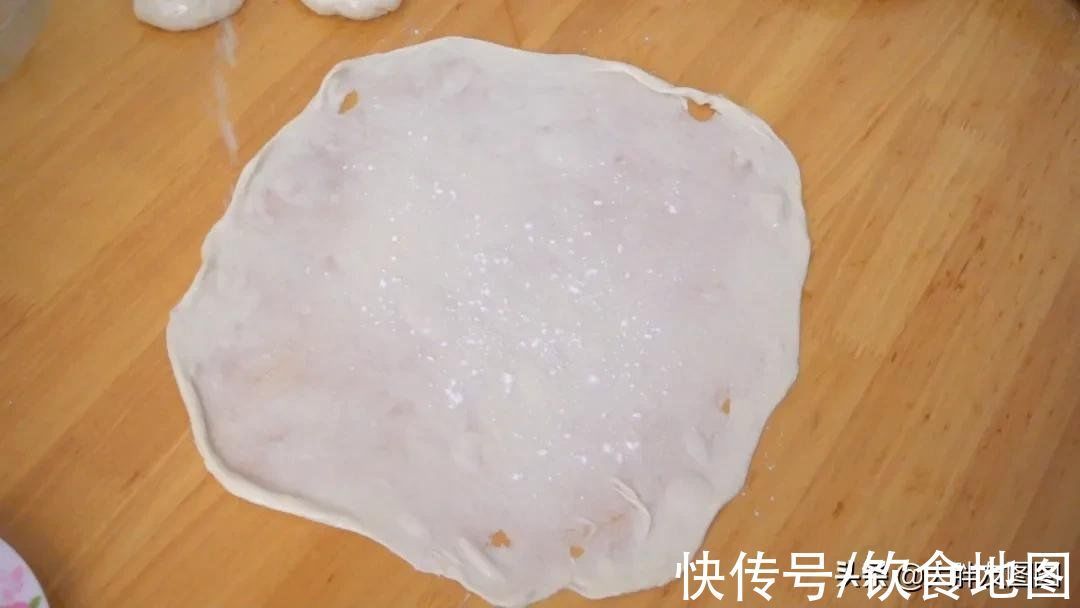 4种材料,不发酵,不用烤箱,自制起酥煎饼,香喷喷的面食