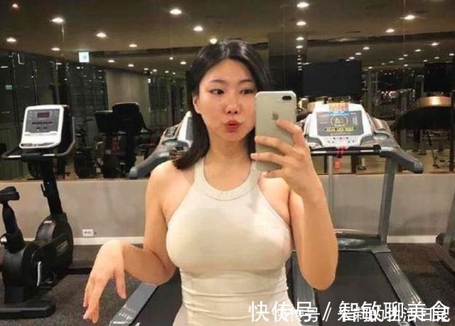 阿姨|42岁阿姨身材胜过少女,嫁给25岁小伙,生了一对双胞胎!