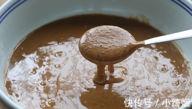 面食|红枣加2个鸡蛋,不用烤箱不油炸,美容又养颜,女人孩子要多吃