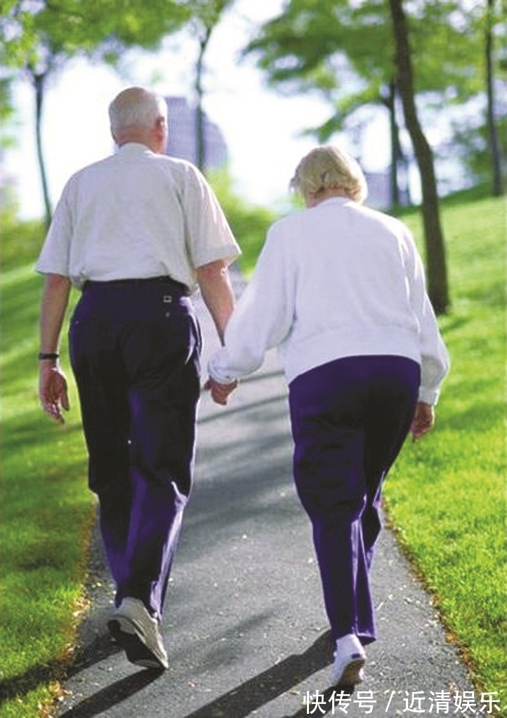 喝水|长寿人的5大养生秘诀,喝水排第四,第五个很多人做不到