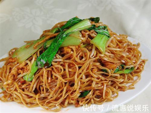 诀窍|爱吃炒面就教你一招,炒出来后不粘锅,不成坨,孩子吃得可香了
