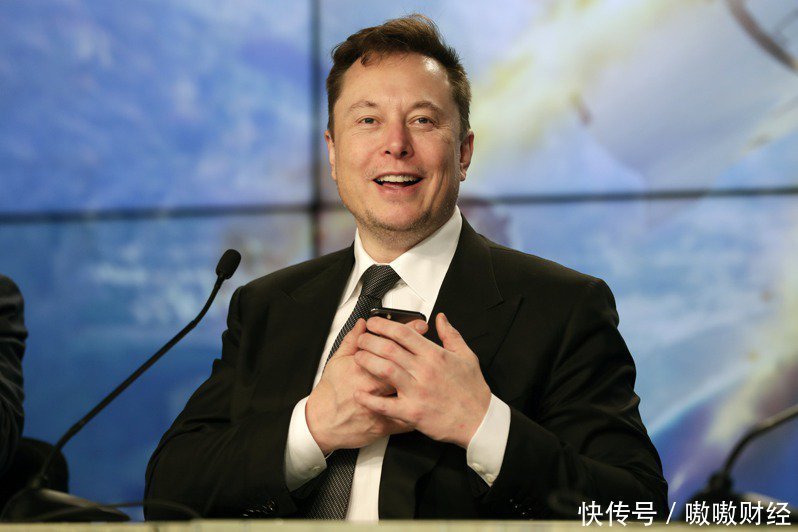 贝佐斯和马斯克太空战杠上为自尊或另有原因？