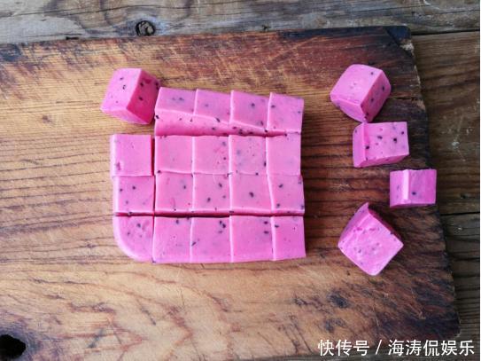 冰淇淋|一个火龙果,一盒牛奶,搅一搅切一切,入口即化,比冰淇淋好吃