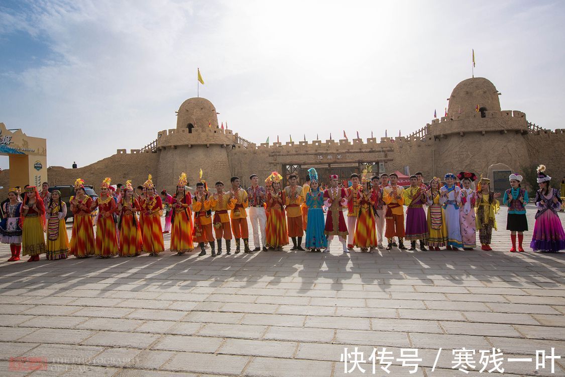 建筑风格|新疆荒漠中的土城堡,史料中没有任何记载,专家称其为“谜城”