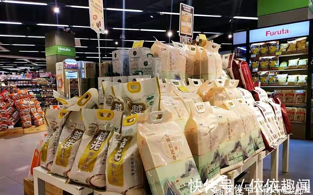 江一舟|夏天,大米里面容易长虫子,超市员工教你2招,保存一年不会坏