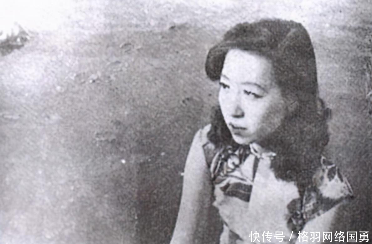 张爱玲为何离港流浪美国?后来知情者爆料:活得“像只狗”