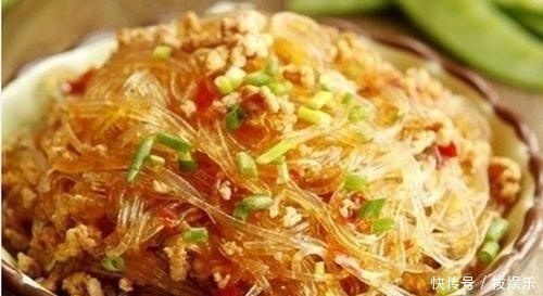 包菜别只顾着炒肉了,加上一点“它”,味道鲜美,孩子超爱吃