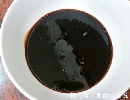 喜欢甜面酱不用买，只需1勺面粉就能做，酱香顺滑味道佳，特好做