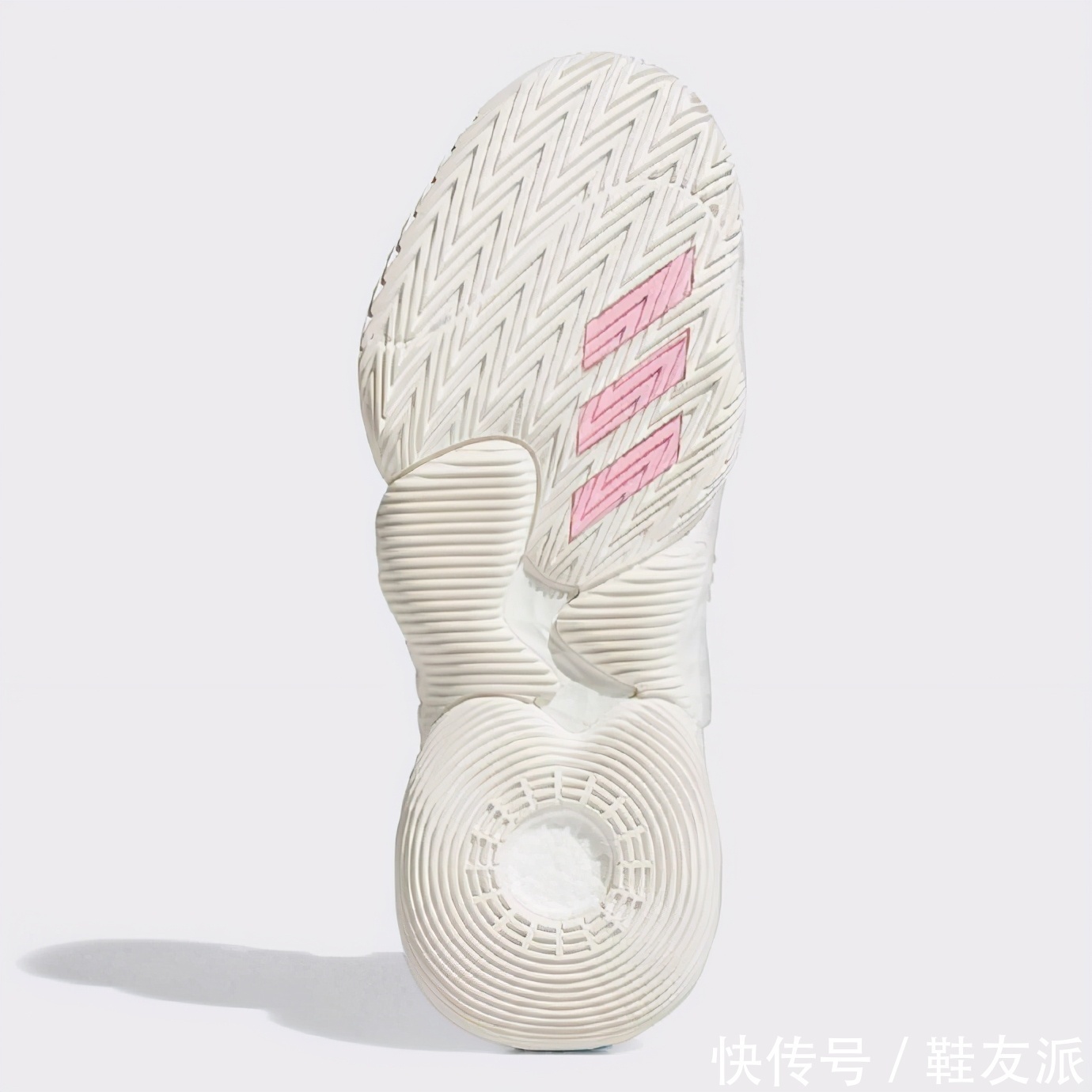 耐克|一周新品球鞋合集!字母哥3代曝光,吹杨1代棉花糖配色好美