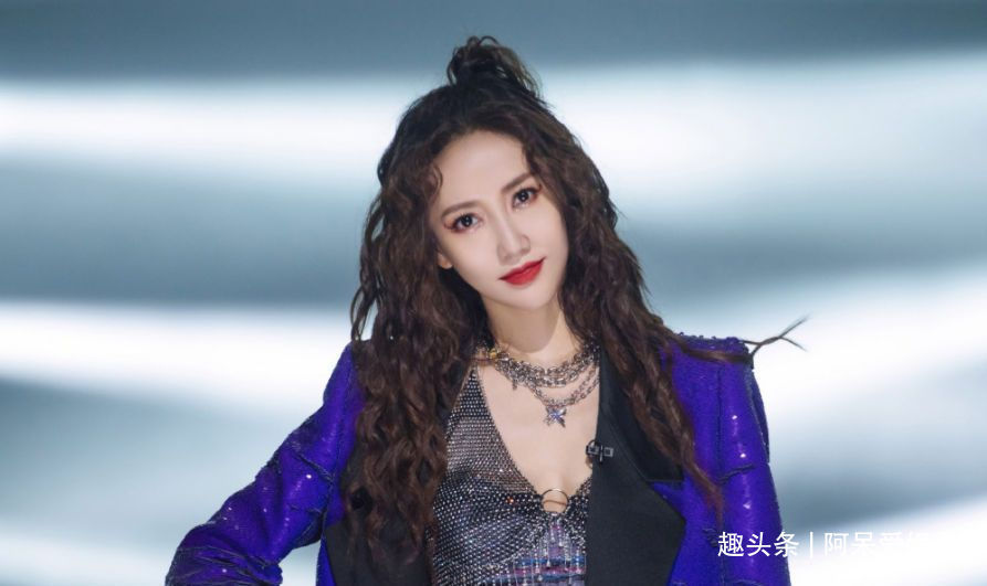 弦子淘汰周笔畅难辞其咎 犹豫不决铸成大错 吕一“傻人有傻福”