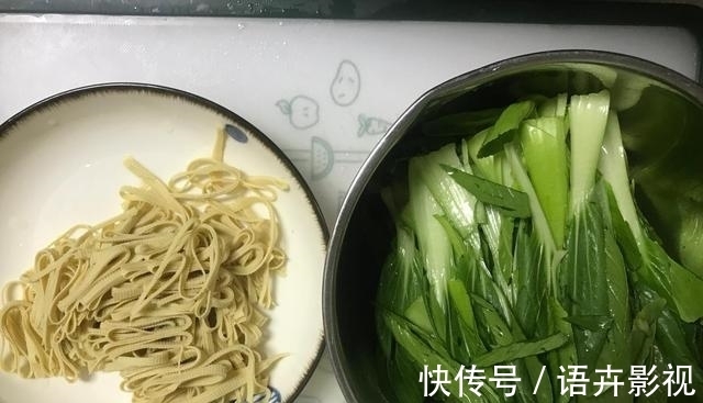 胆酸盐|秋季这菜要多吃，富含多种氨基酸，钙含量极高，孩子常吃长高个