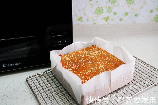 灰枣|六个鸡蛋外加二两红枣，网红枣糕教你在家做起来，制作简单零失败
