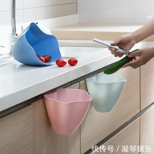 储物架|别往厨房里塞一堆“塑料袋”，学学聪明人怎么做，干净实用又省钱