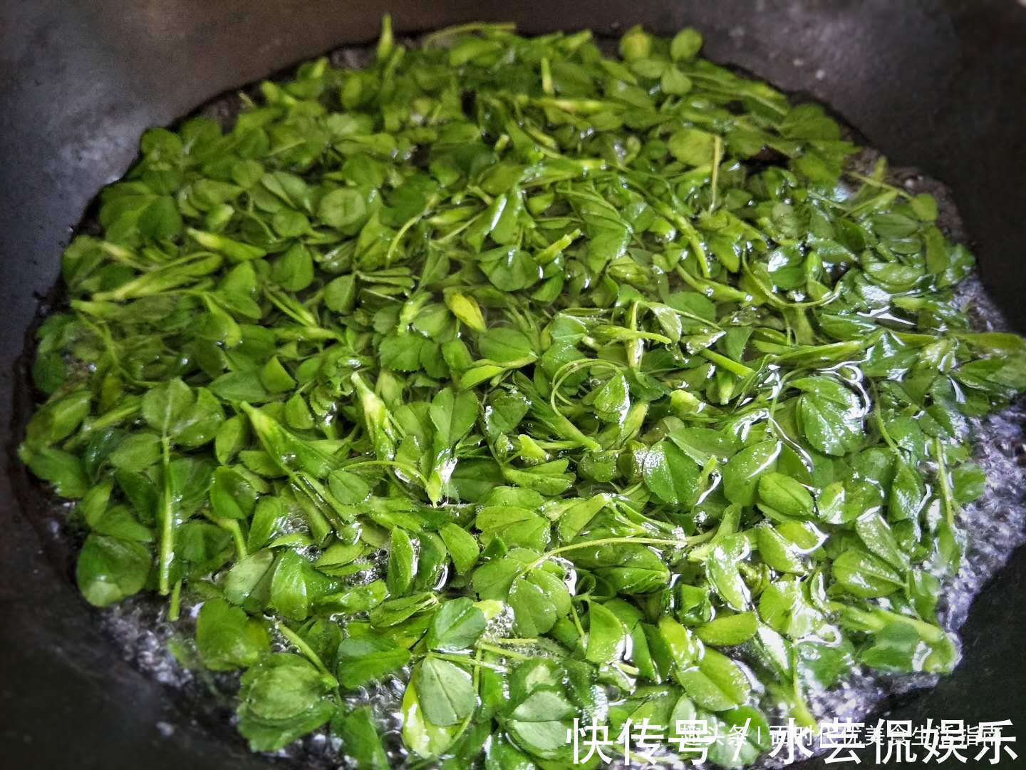 水淀粉|这汤多给孩子喝,帮助发育,眼睛亮,比鱼汤营养,提神补脑不犯困