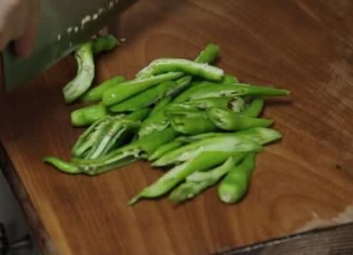 它是“全能蔬菜”，价格便宜，全身是宝，清热解毒，明目，护心