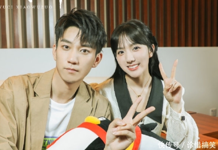 苏晓彤|《御赐小仵作》直播扫楼,楚瑜CP营业,苏晓彤身高让人看愣了