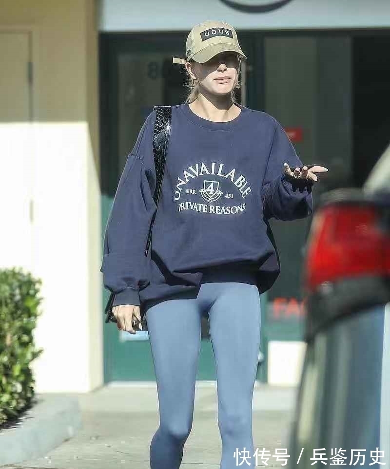 街头时尚 这样的一条裤子,已经成为街头时尚了,你知道它吗