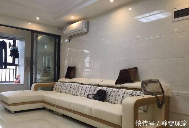 很实用|61平的小户型，老公在客厅打了好多柜子，入住后才知道很实用