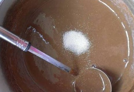 养殖|拿点“蕉渣”去养君子兰,一养就开花,1年开3次,花开三四朵!