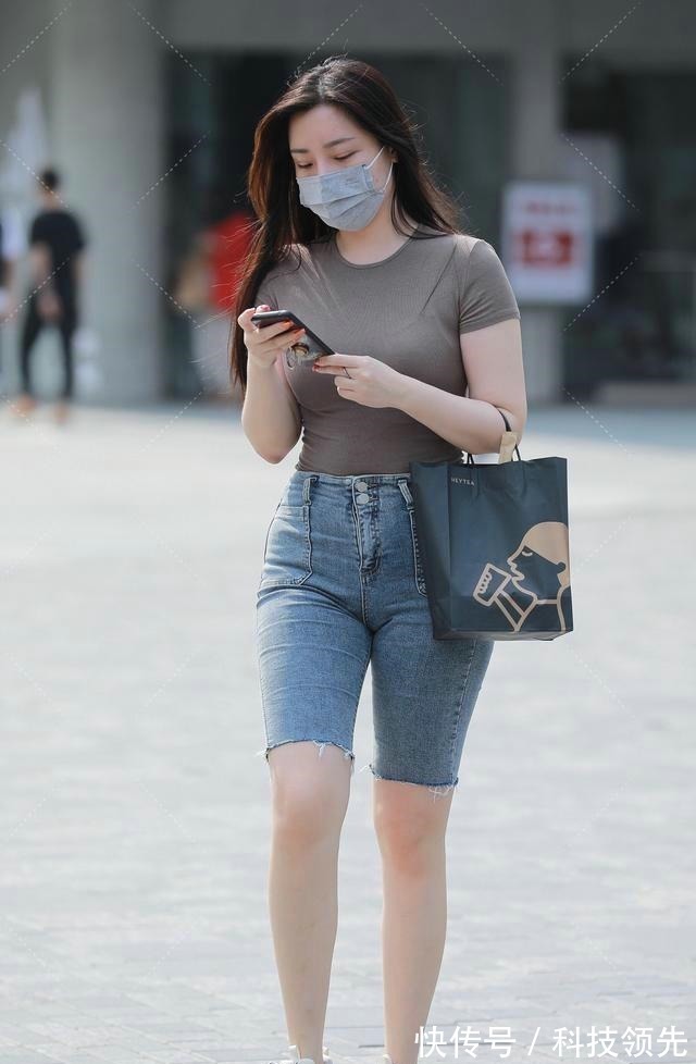 高跟鞋 穿“御姐范”的打底裤,个性混搭让人一见倾心,清凉时尚!