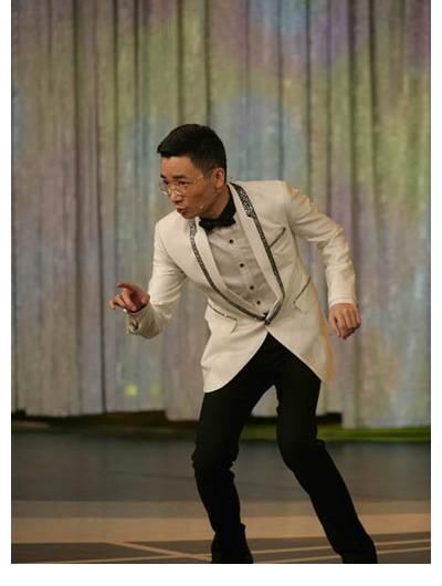 漂亮|高博漂亮的老婆曝光，他没能成央视一哥，在生活中却是妥妥的一哥