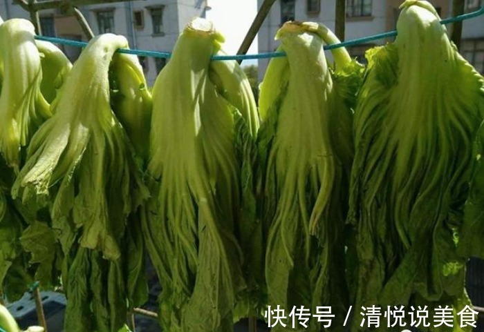 想吃酸菜不用买,自己做超简单,3天就变酸,干净卫生0添加剂