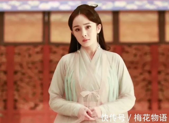 冷王&宠文相府唯一小公主抓周,抓住冷王不撒手,众人噤声抱……错了