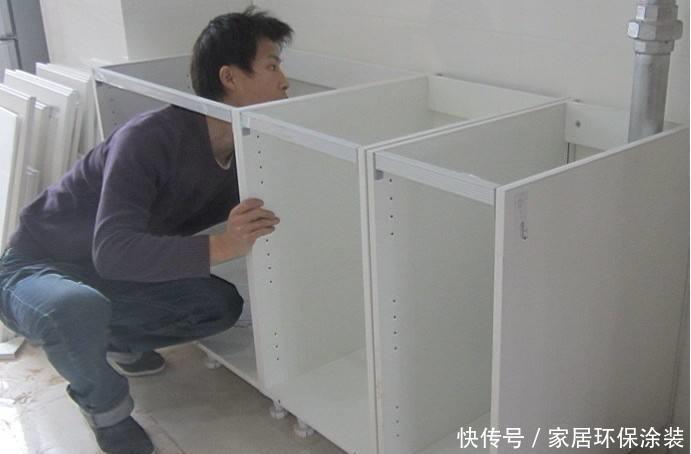 定制|厨房橱柜万万要这样安装，住久就知多么实用，不得不感叹太聪明了