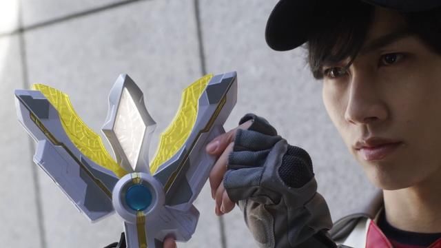 達貢|特利迦奧特曼PV2詳解 變身顏藝實力勸退 孤家寡人的特利迦石像