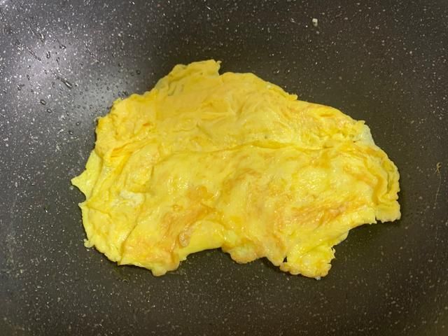 女人再忙也要多喝这碗汤，3块钱煮一锅，比喝骨头汤还爽！