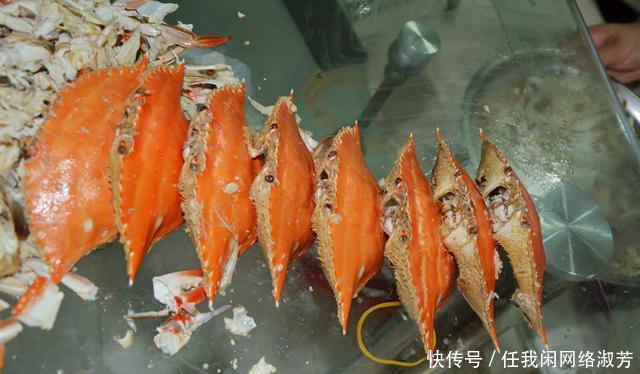 大排档|沿海大排档,推荐游客自己购买海鲜,只收加工费,你知道为啥吗