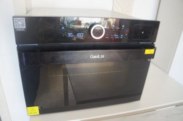 微波炉烤香的带鱼,不再有海腥的味道,却让味蕾品出蔚蓝与辽阔