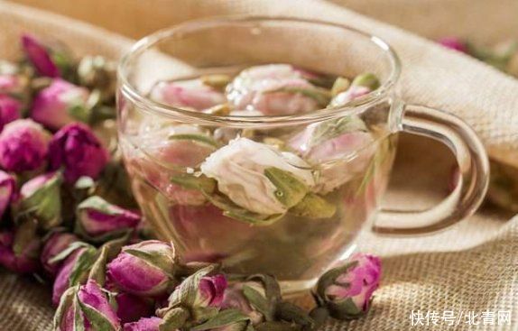 玫瑰花茶有十大功效，但这4类人没有口福