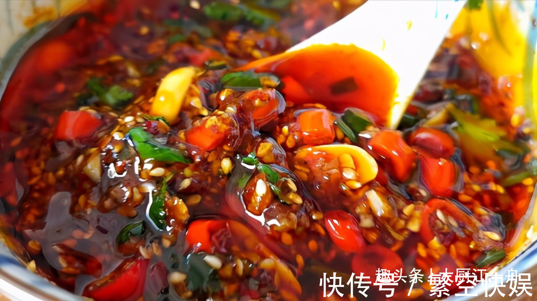 干辣椒段|过年啦,教你这道万能蘸料,蘸水饺蘸肉越蘸越香,你不学吗