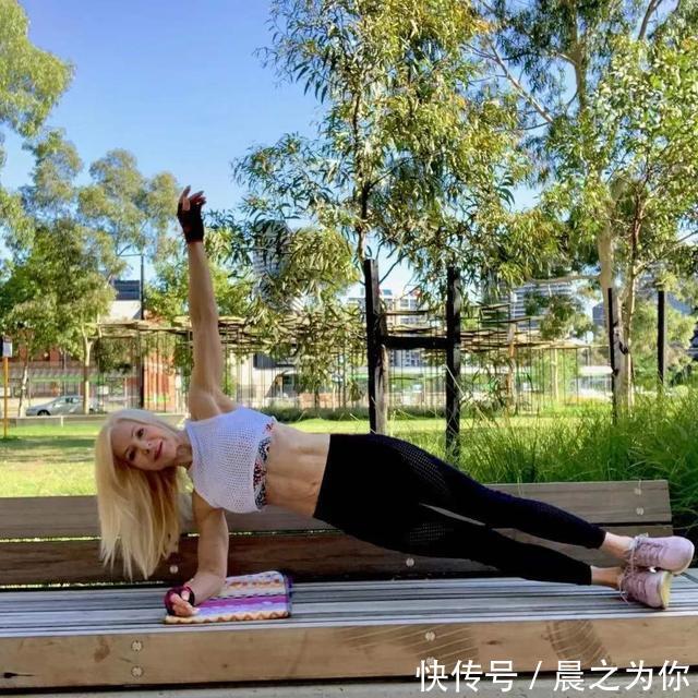 蜜桃臀|40岁女生健身还有用吗?来看看这位65岁的奶奶,你就会知道答案