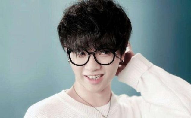 华晨宇《王牌对王牌5》火爆回归，谁能想到2016年的“脱粉事件”