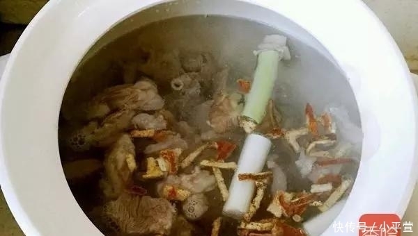 羊肉别再直接炖了, 多加这一步, 羊肉汤鲜还没膻味