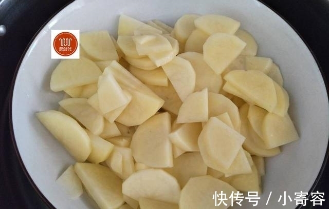 小面姨|圆溜溜土豆丸子这么做,好吃做法还很简单哦,赶快学起来吧!