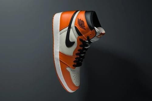 扣碎篮板 AJ1 又要来了！这次居然还是“黑脚趾”！