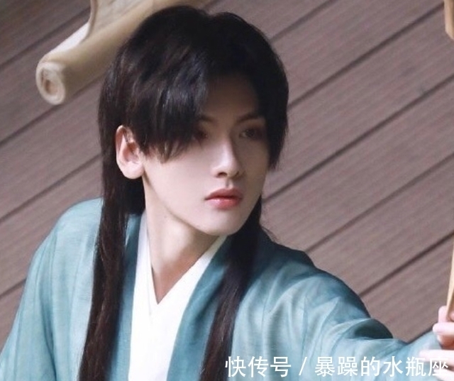 花城|《天官赐福》男主已进组，一个歌手一个新人，能演好谢怜花城吗？