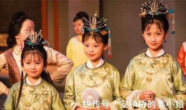 真相&香菱在拐子家7年才被卖,影射黛玉的不堪身份:揭开贾家富贵真相