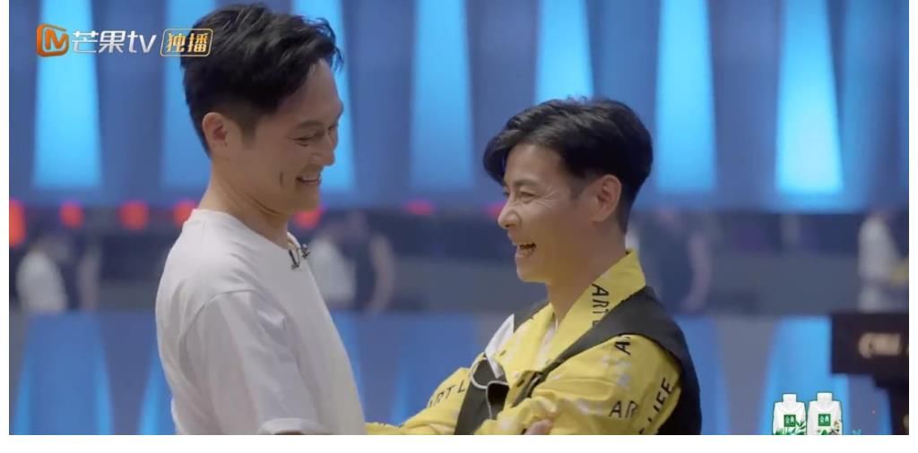 《披荆斩棘》大湾区被拆散，张晋高瀚宇上演父子情深，团魂感爆棚