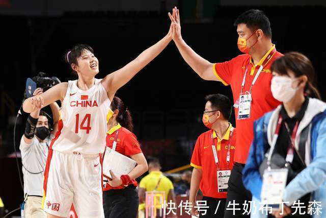 李月汝|暴虐51分！李月汝22分13板，一人打爆辽宁！这个女国手这么厉害？
